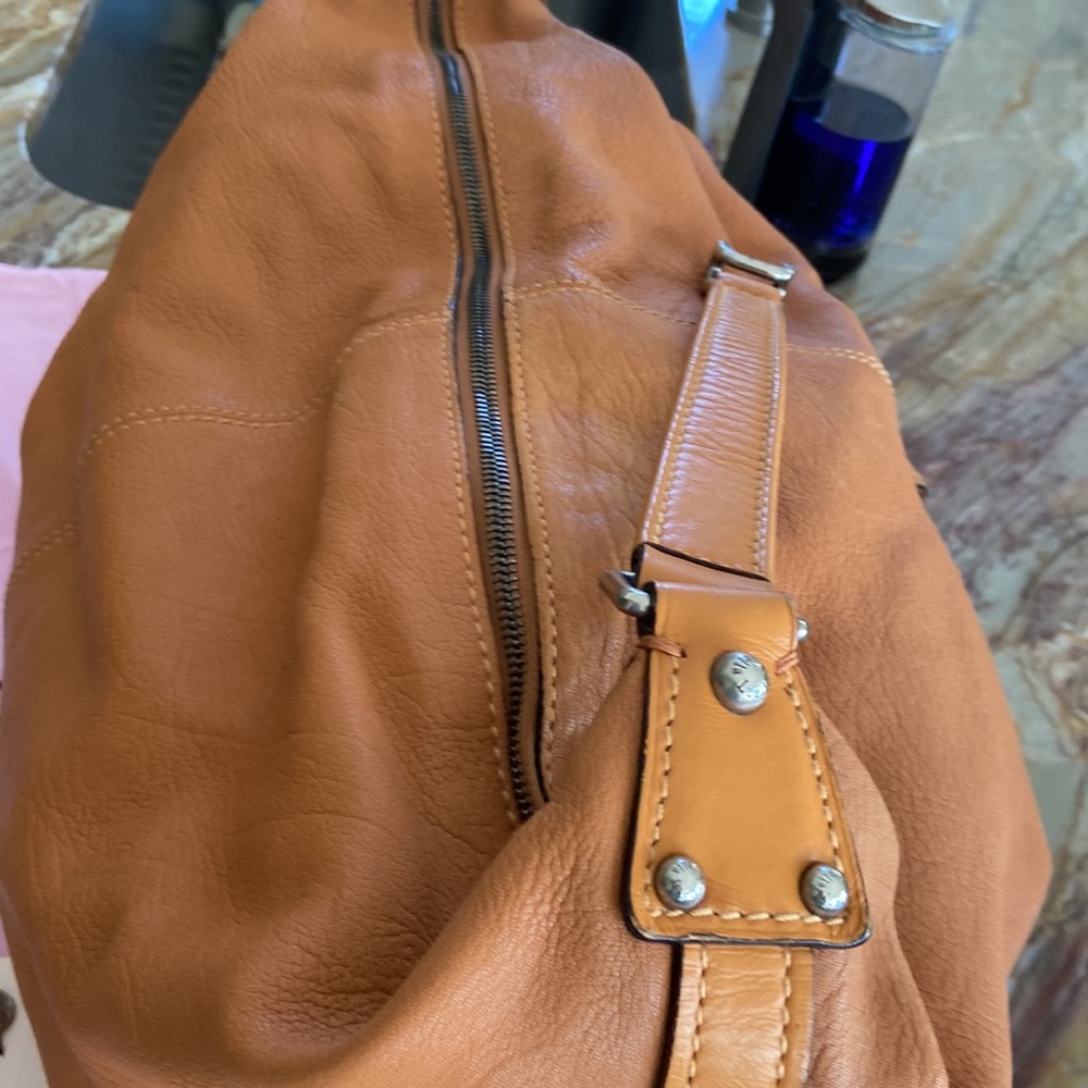 Luella Large Leather Tan Hobo Tote Bag with locks and keys - Picture 3 of 7